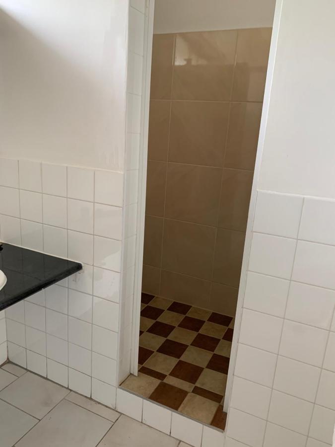 Beaconsfield Lodge Motel ภายนอก รูปภาพ